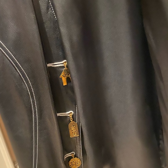 Cache vest leather dog charms - Picture 3 of 5